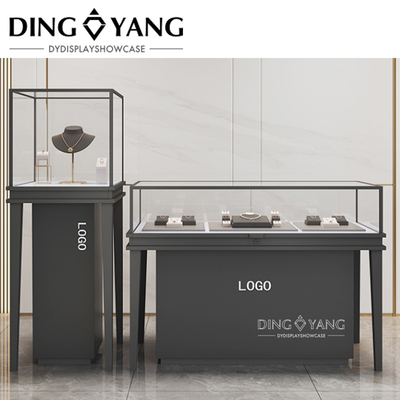 Màn hình hiển thị đồ trang sức sang trọng màu đen tiêu chuẩn với đèn tiêu thụ năng lượng thấp
